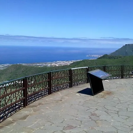 Valle, Montanas Y Mar Cristalino La Laguna (Tenerife)